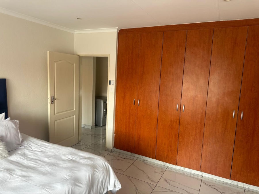 To Let 3 Bedroom Property for Rent in Safari Gardens North West